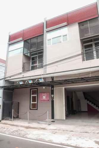 Comfy Homestay Γιογκιακάρτα Εξωτερικό φωτογραφία